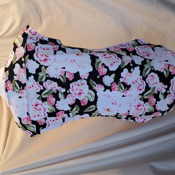 Elle Short Sleeved Blouse SZ SM - Picture 3 of 6